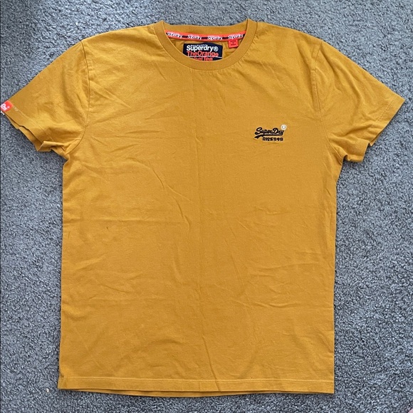 Superdry Men's Yellow Short Sleeve Tee - Picture 1 of 2